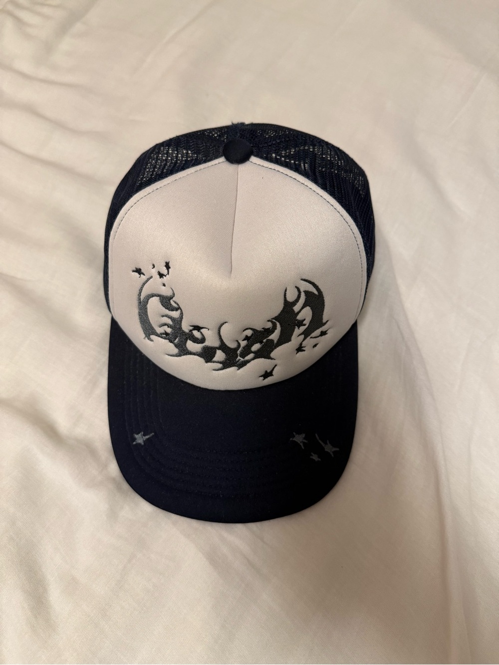 Crash Vancouver cap trucker hat “MIDNIGHT SHARDS ARC LOGO TRUCKER HAT”